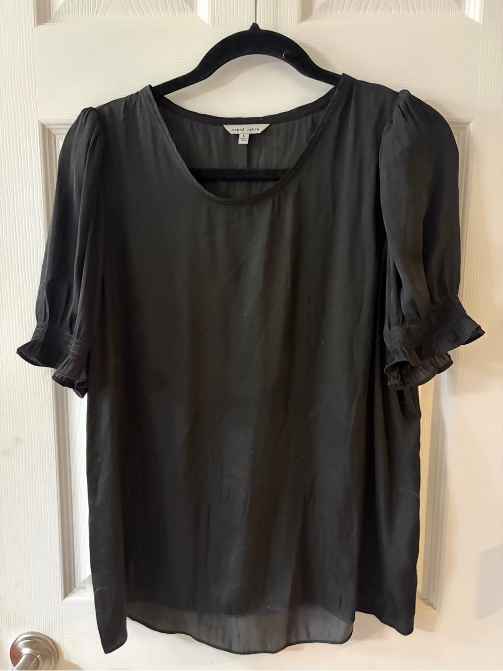 Naked Zebra Black Short Puff Sleeve Blouse